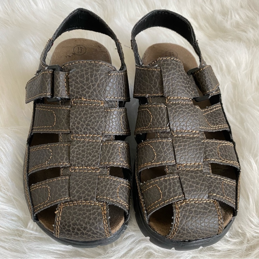 NWOT Smart Fit Boys Brown Sandals Size 13